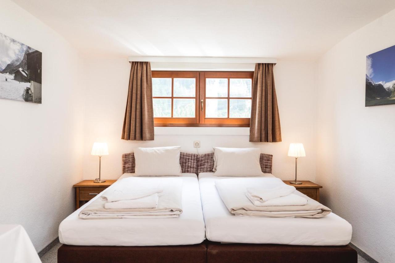 Matreier Tauernhaus Hotel Матрей ин Остирол Екстериор снимка