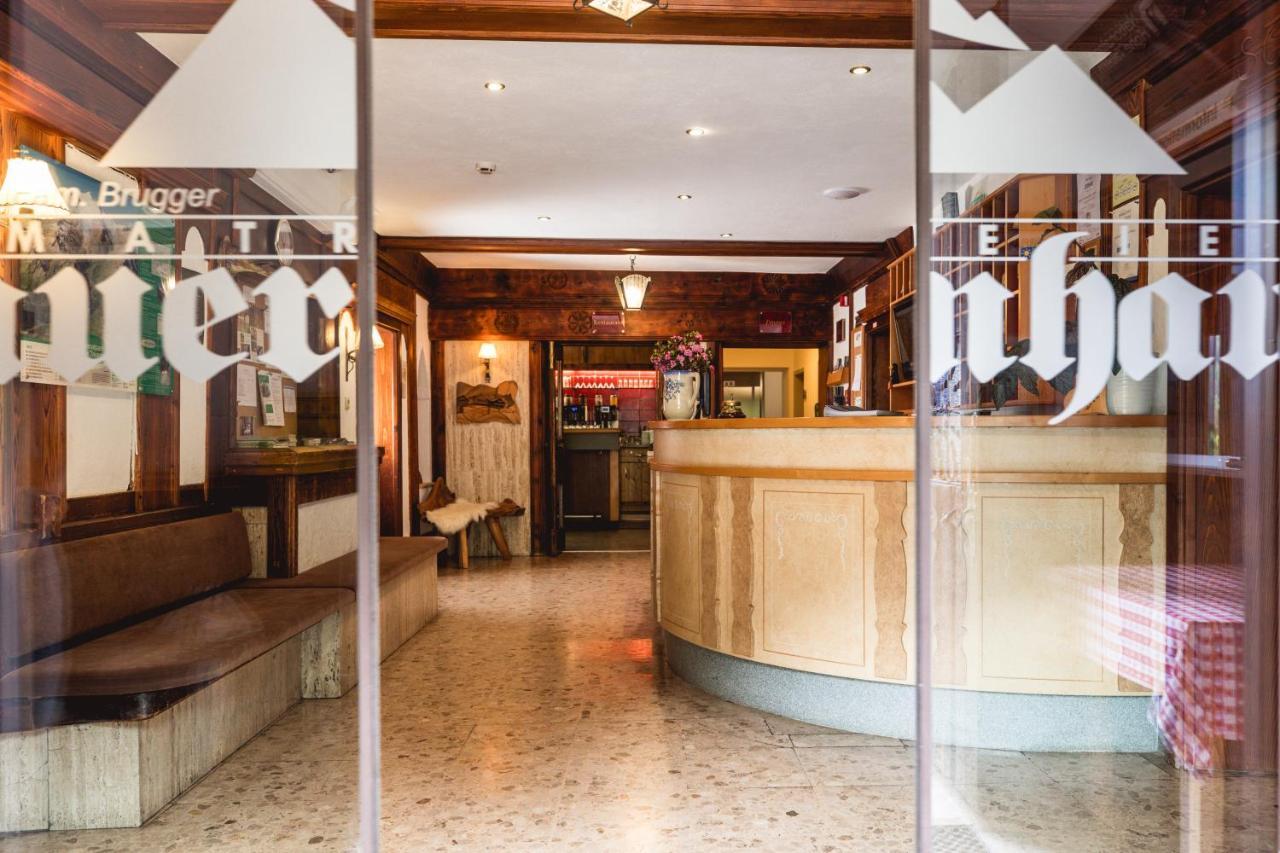 Matreier Tauernhaus Hotel Матрей ин Остирол Екстериор снимка