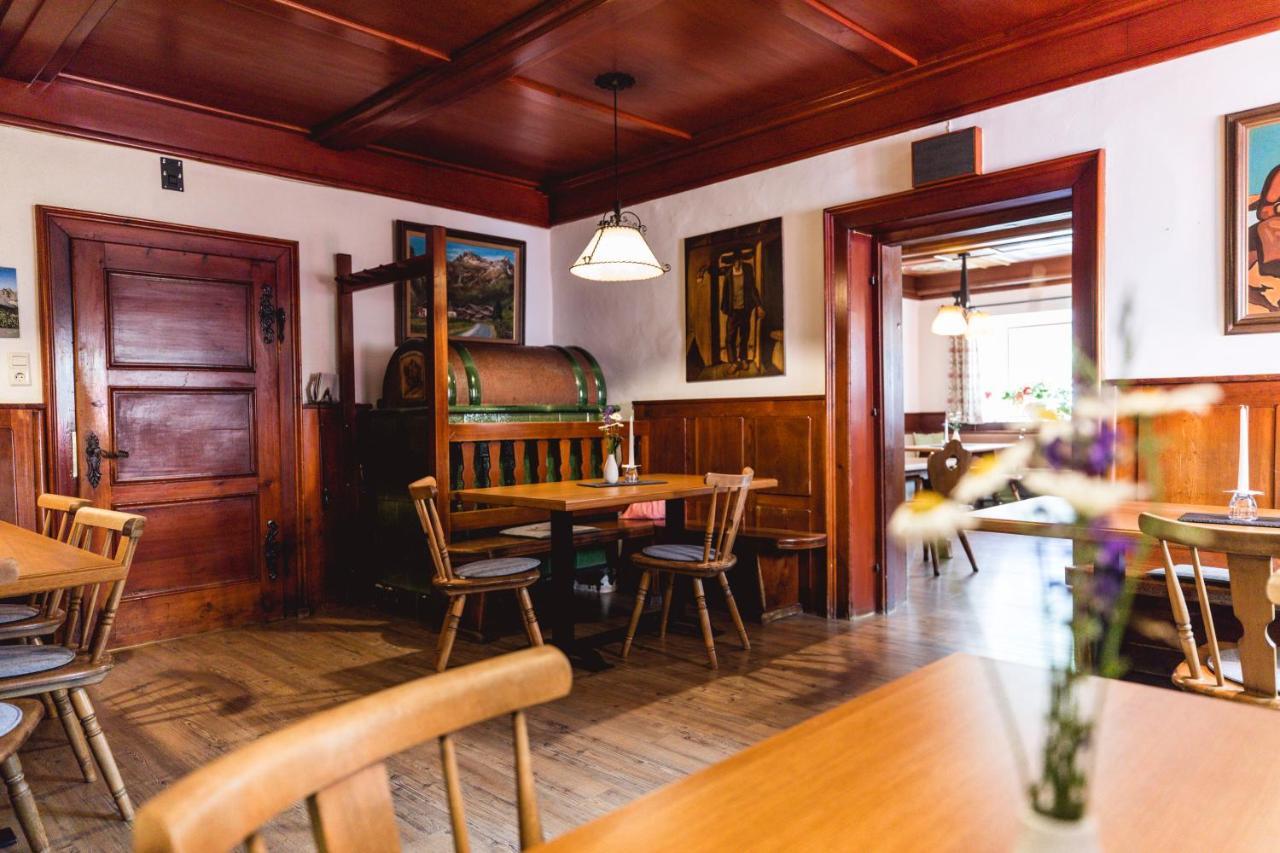 Matreier Tauernhaus Hotel Матрей ин Остирол Екстериор снимка