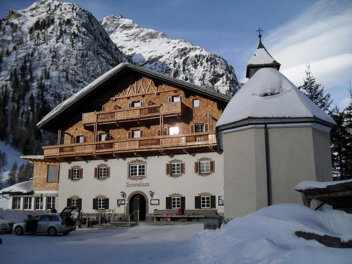 Matreier Tauernhaus Hotel Матрей ин Остирол Екстериор снимка